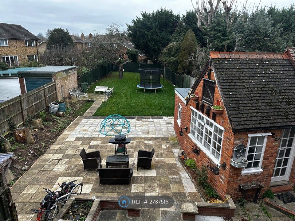 Property photo 2 of 21 Garden