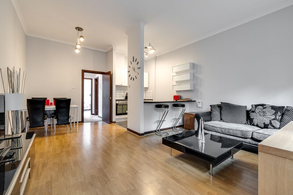 Property photo 2 of 17 2