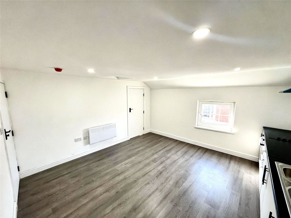 Property photo 3 of 5 Living Area