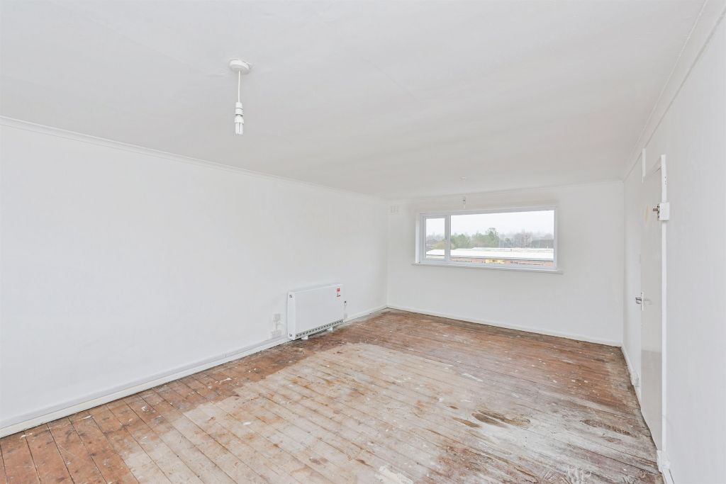 Property photo 2 of 6 Living Room