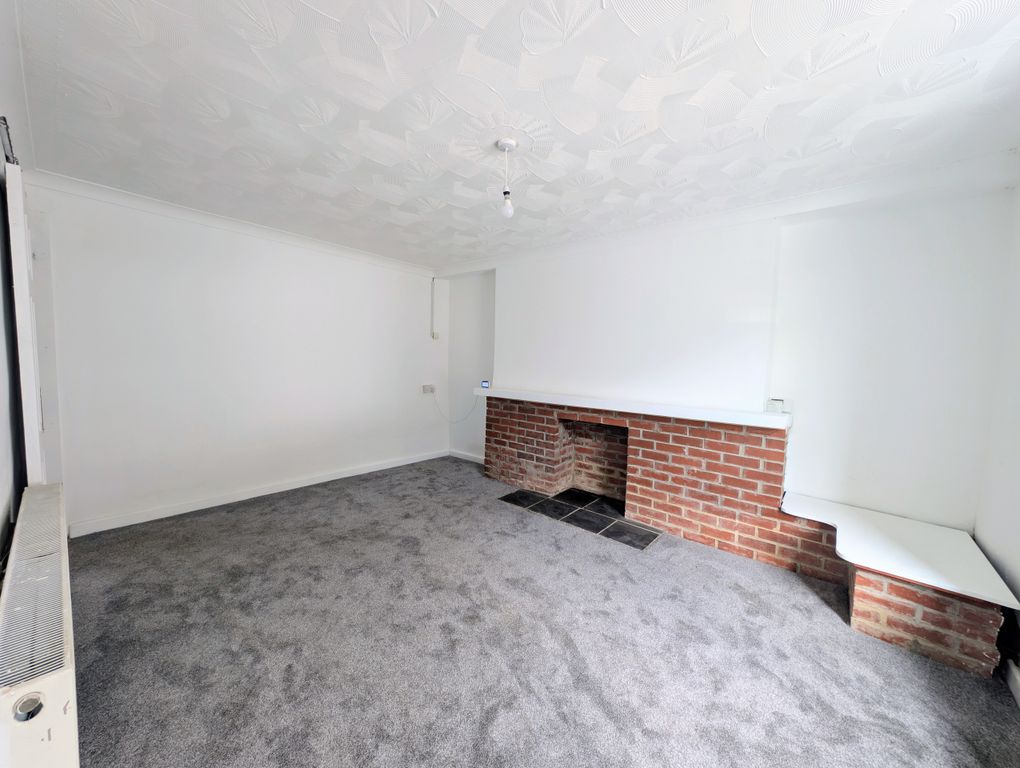 Property photo 3 of 14 Living Room 1
