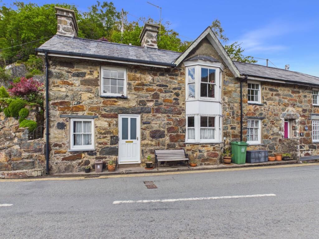 Property photo 1 of 30