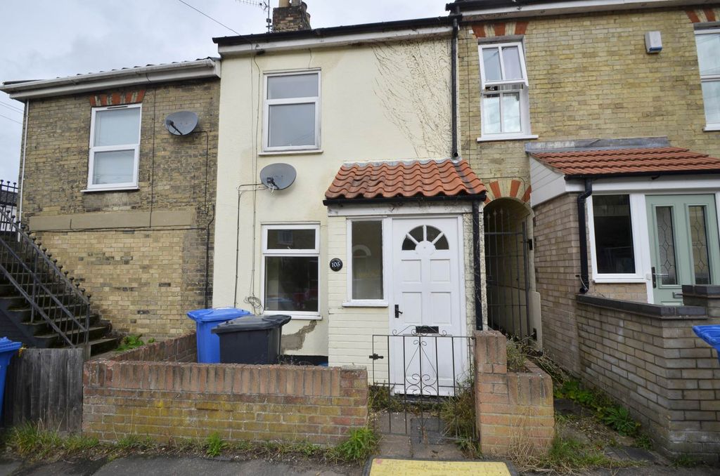 Property photo 1 of 7