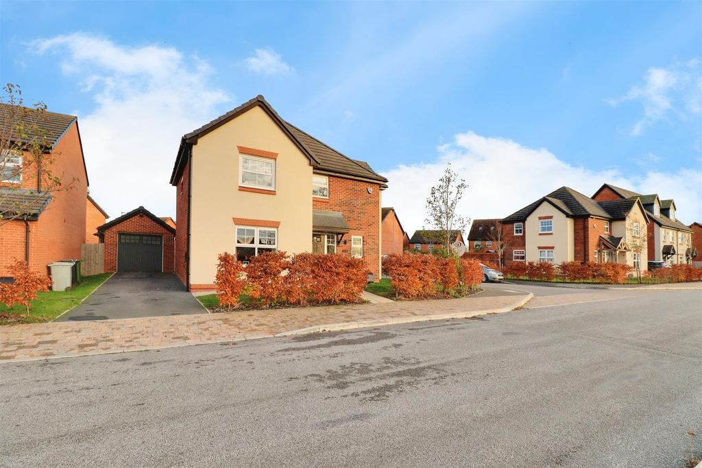 Property photo 1 of 32 Beb9A504-Img_9341-Img_9343.Jpg