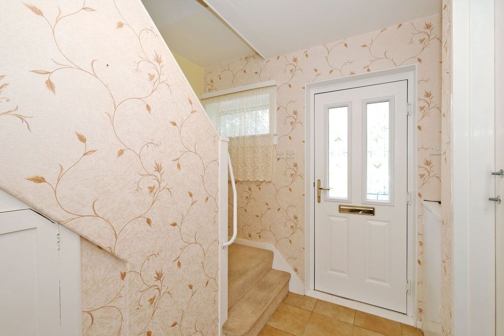 Property photo 3 of 20