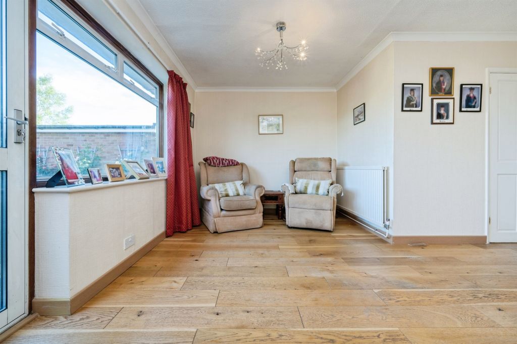 Property photo 3 of 25