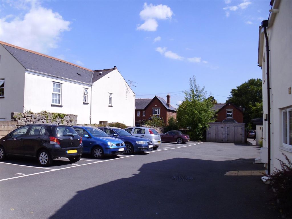Property photo 3 of 10 Car Park.Jpg