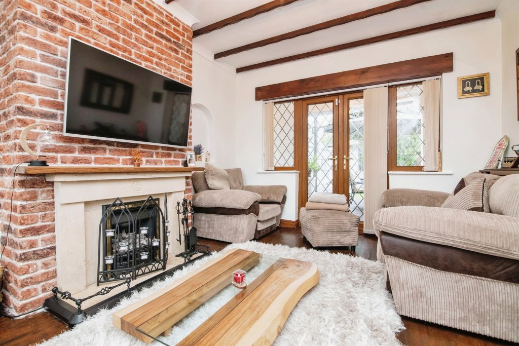 Property photo 3 of 17