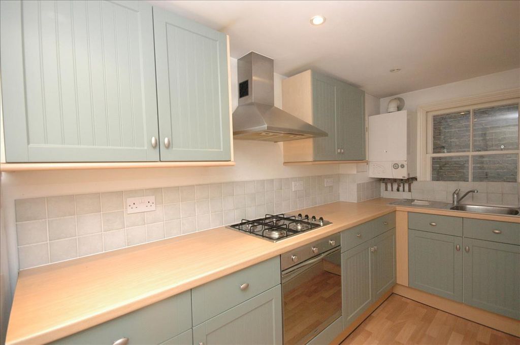 Property photo 2 of 4