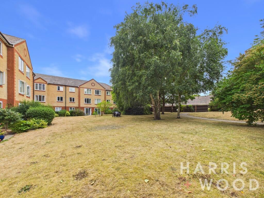 Property photo 2 of 14
