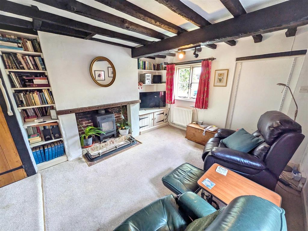Property photo 3 of 16 Living / Dining Room