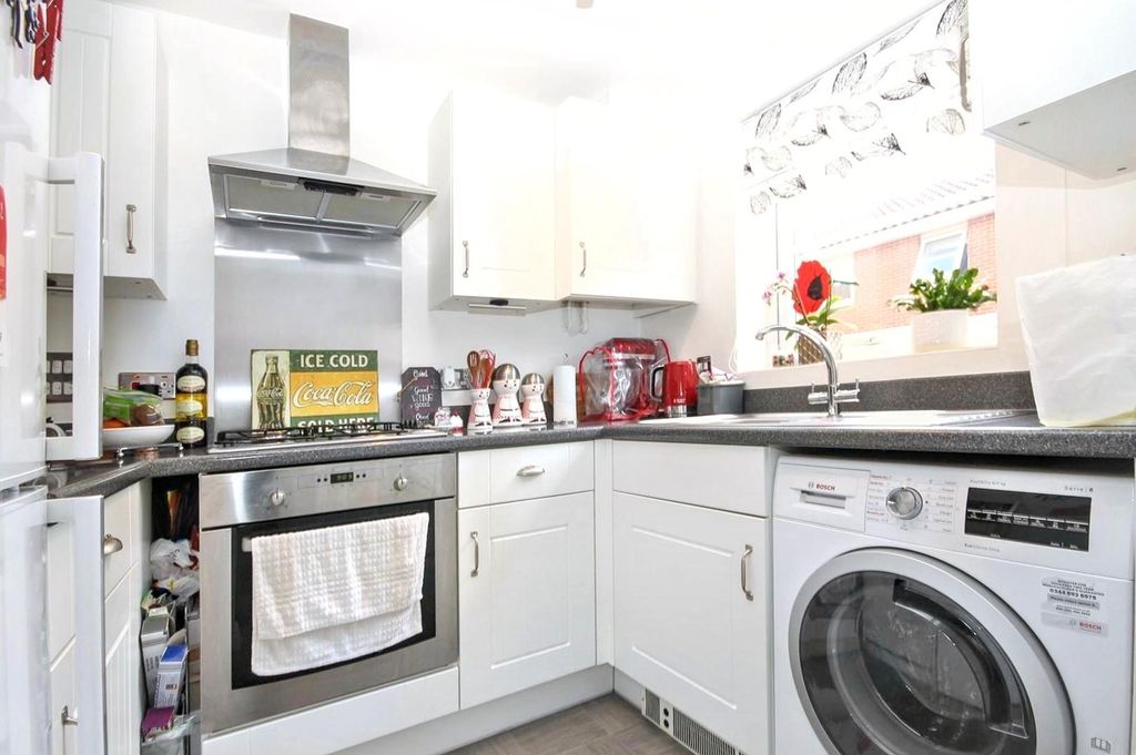 Property photo 2 of 9 9Y7Gqvmph0C2Ynr0Iajzla (1).Jpg