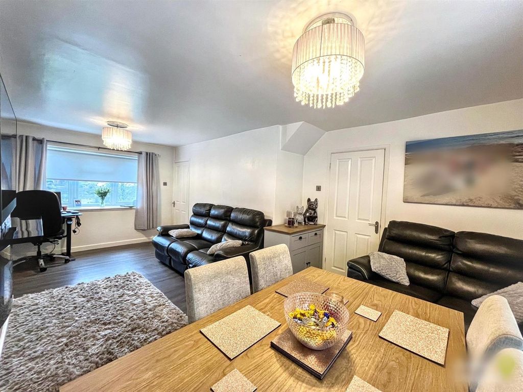 Property photo 1 of 18 Img_3812_Blurred.Jpg