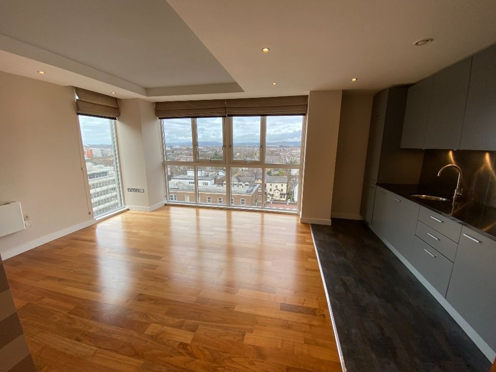 Property photo 2 of 8