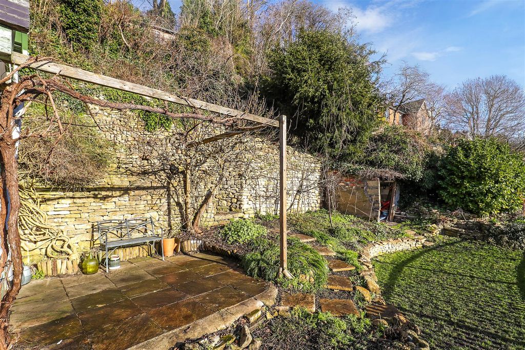 Property photo 2 of 27 Ph25_6352857.Jpg