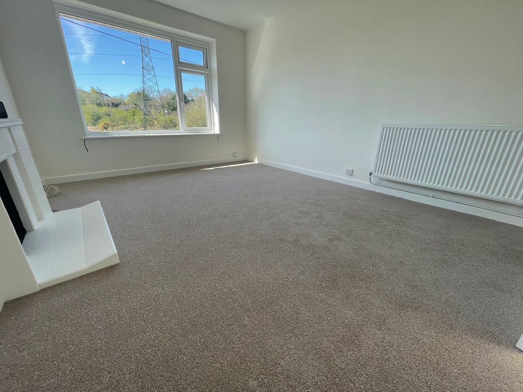 Property photo 2 of 19 Living Room