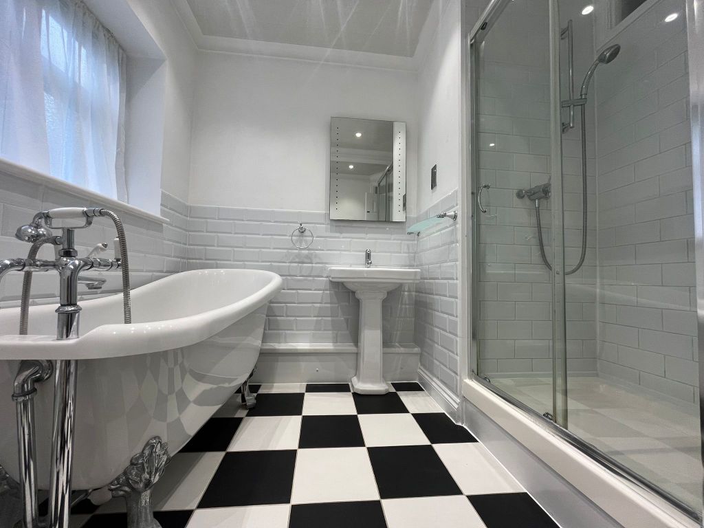 Property photo 2 of 10 9871d5F2-E894-49B5-887B-31E564475709