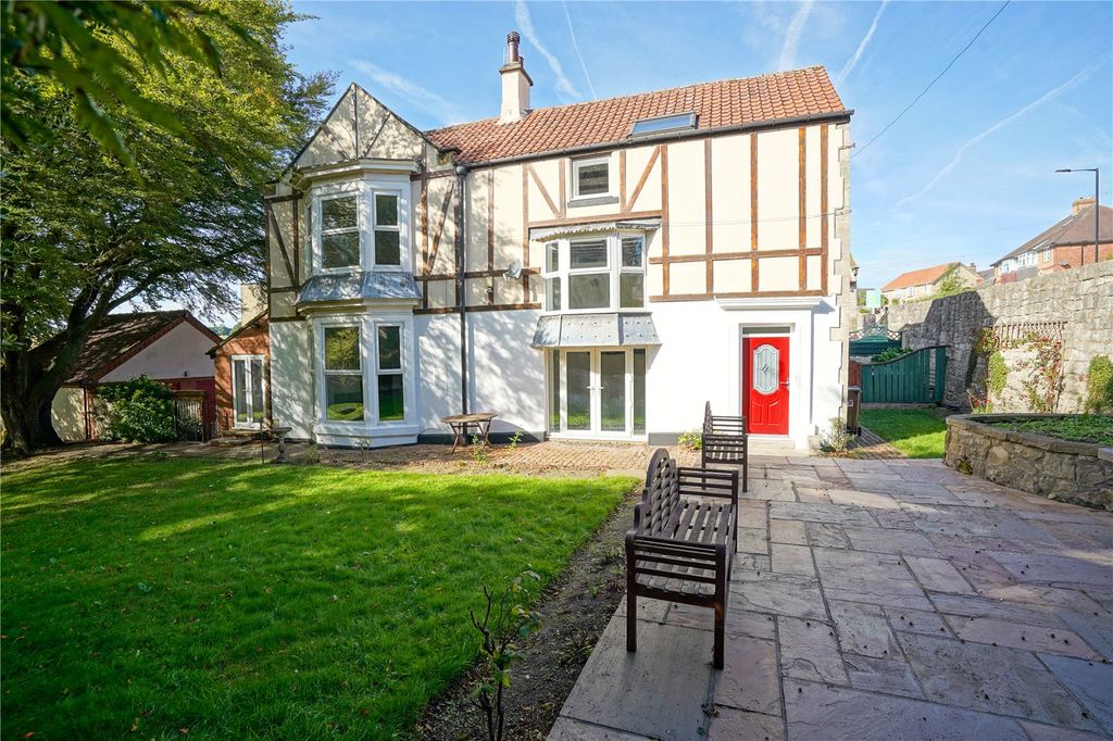 Property photo 1 of 40 Picture No. 37