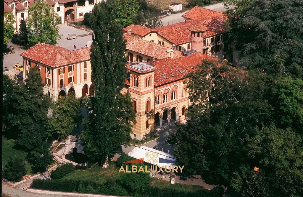 Property photo 3 of 28