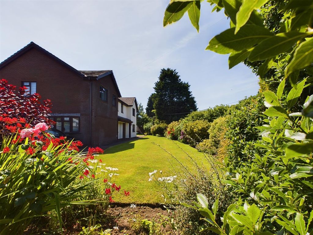 Property photo 1 of 37 Cam02295G0-Pr0072-Still012.Jpg