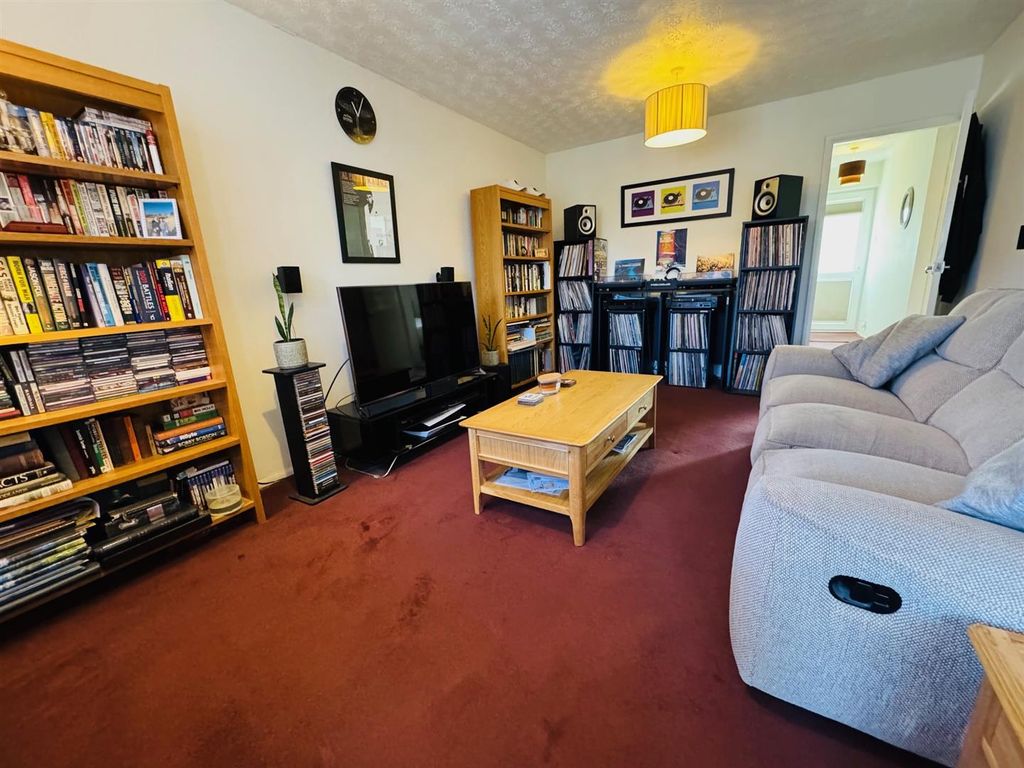 Property photo 3 of 13 Img_9056.Jpg