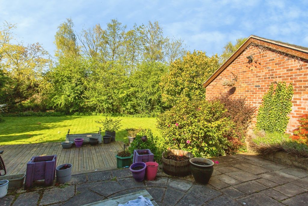 Property photo 2 of 24 Pbox-Img.Jpg
