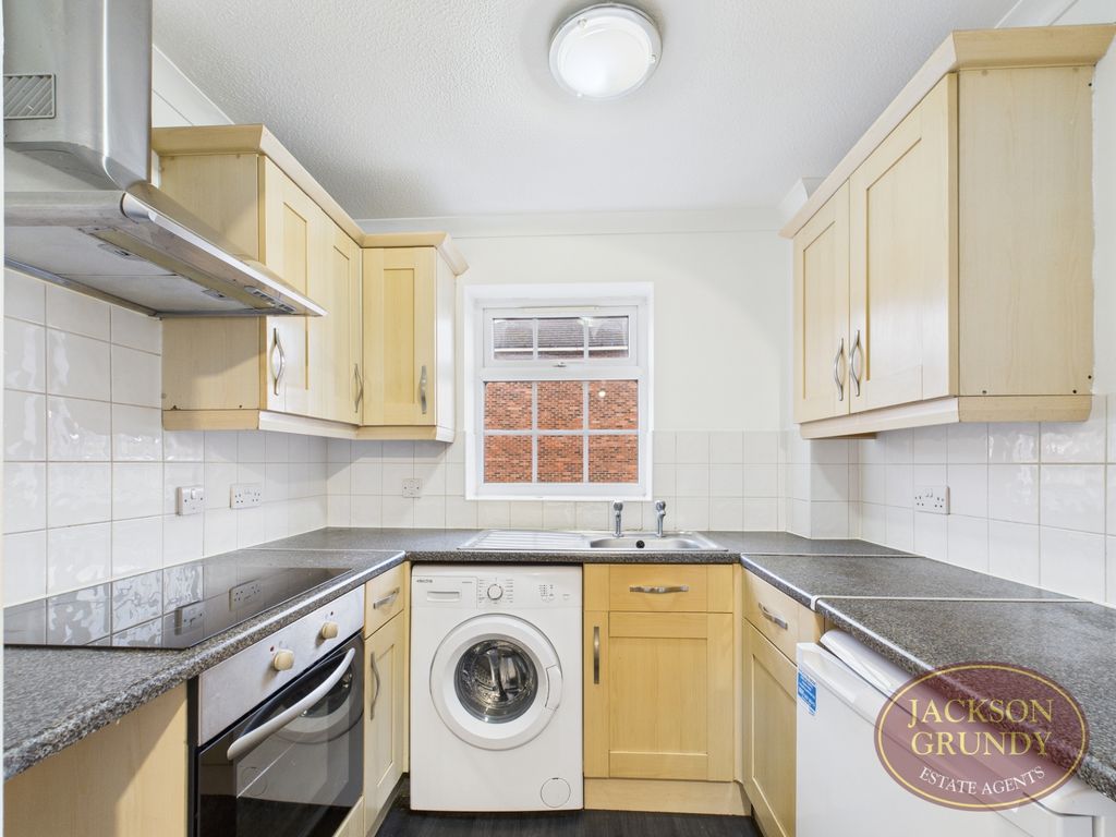 Property photo 2 of 11 Henry Bird Way