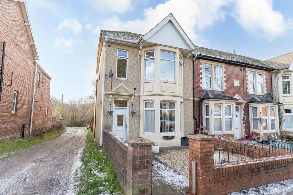 Property photo 1 of 25