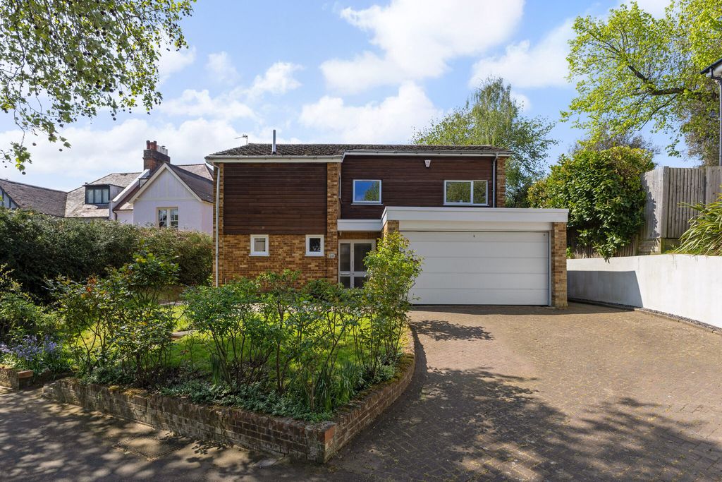 Property photo 1 of 18