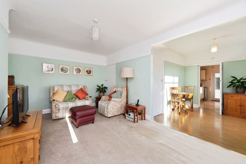 Property photo 2 of 16 Living Room