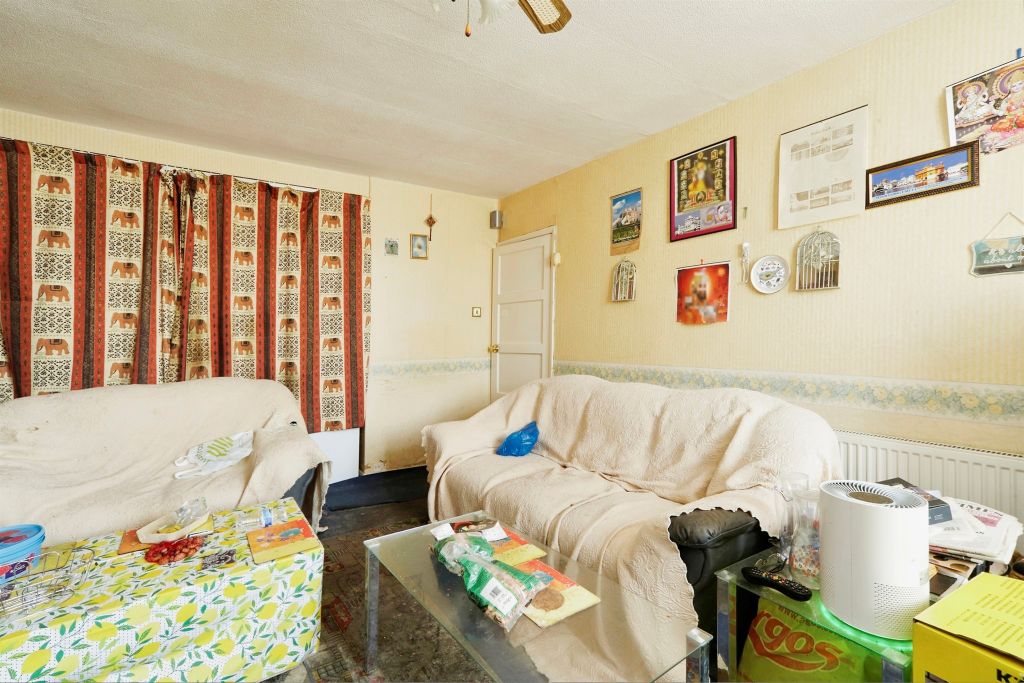 Property photo 2 of 11