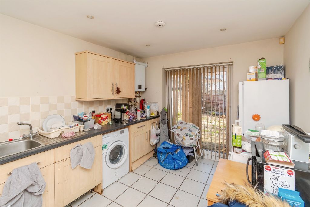 Property photo 3 of 16