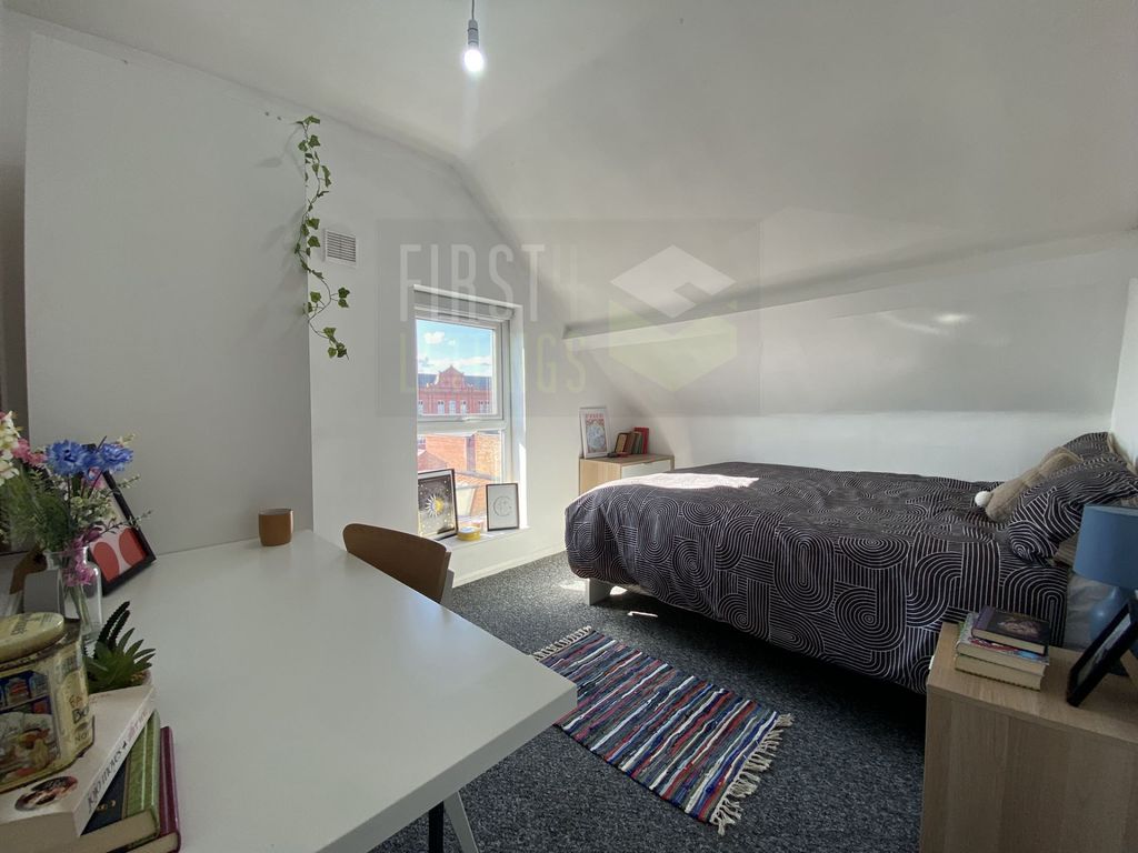 Property photo 2 of 10 Photo 14