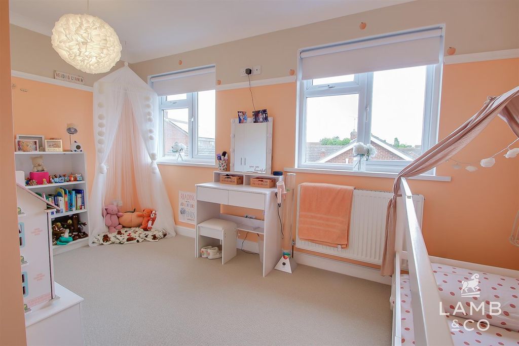 Additional image 18 of 3 bed detached house for saleCrome Road, Clacton-On-Sea CO16