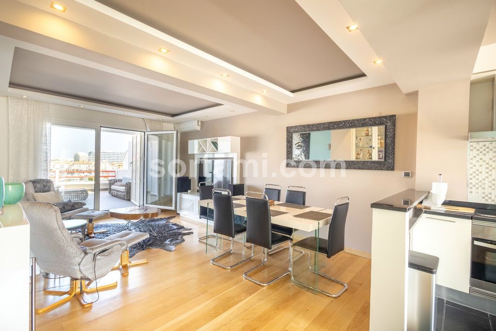 Property photo 2 of 27