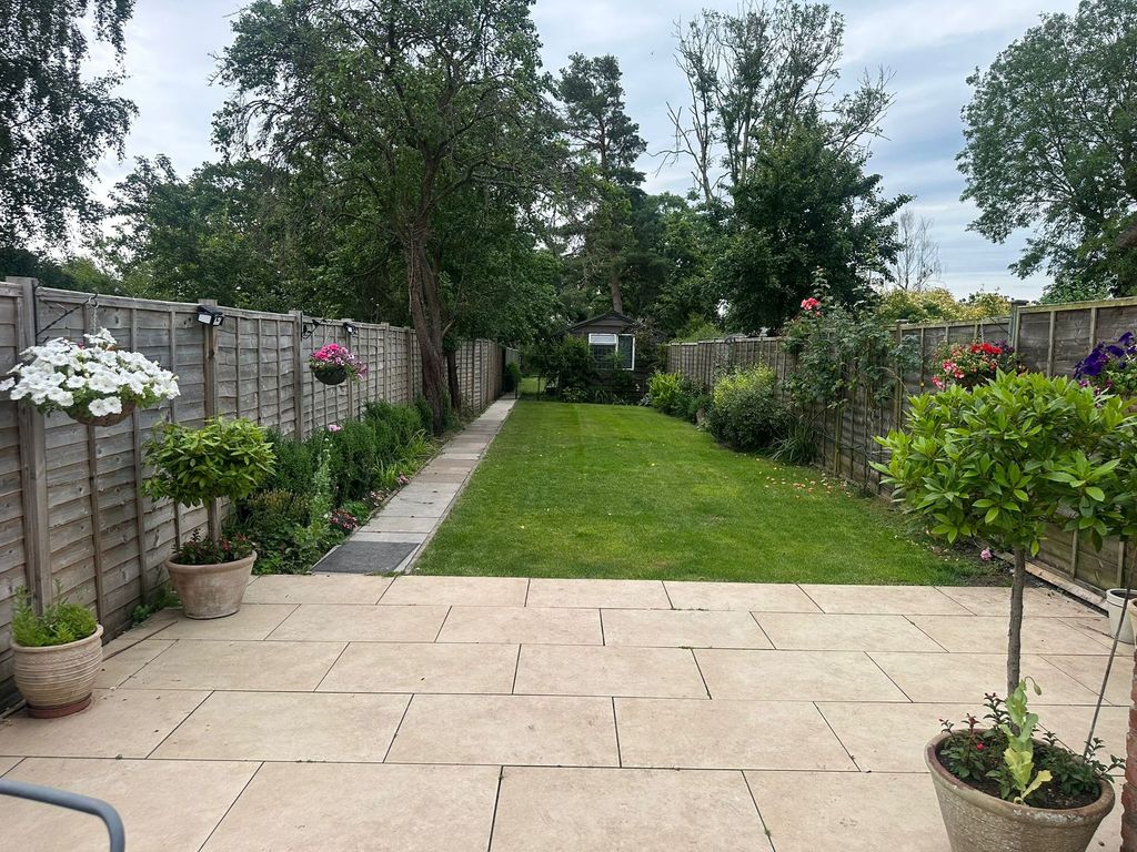 Property photo 2 of 29