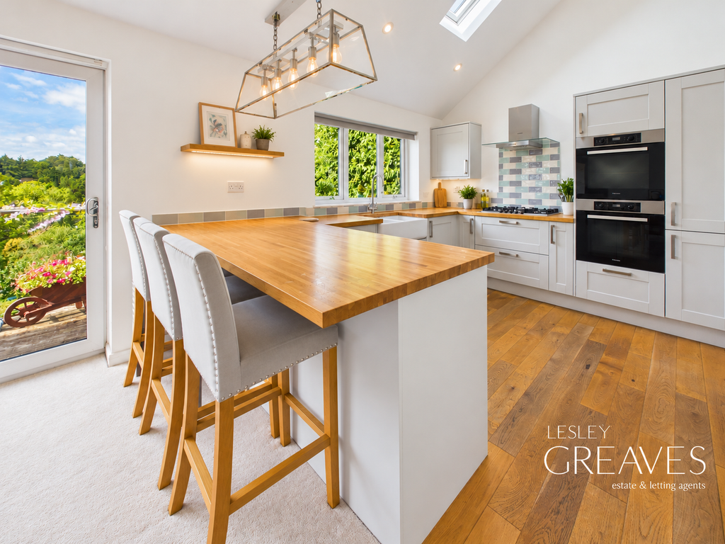 Property photo 3 of 20 Kitchen Diner
