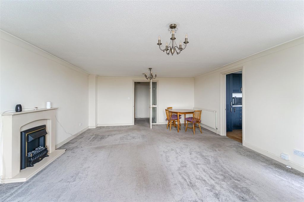 Property photo 3 of 14 Living Room