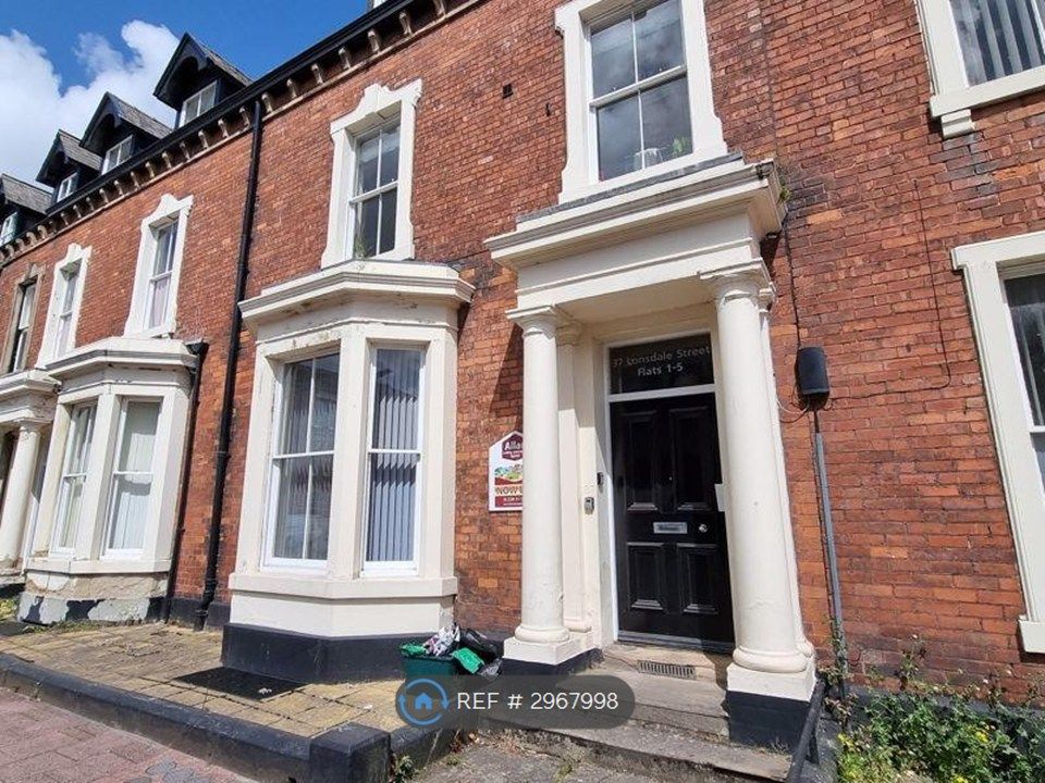 Property photo 2 of 11