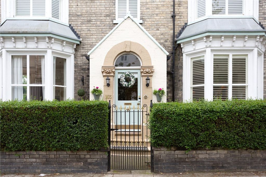 Property photo 2 of 31 Picture No. 05