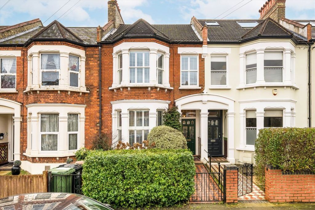 Property photo 1 of 9