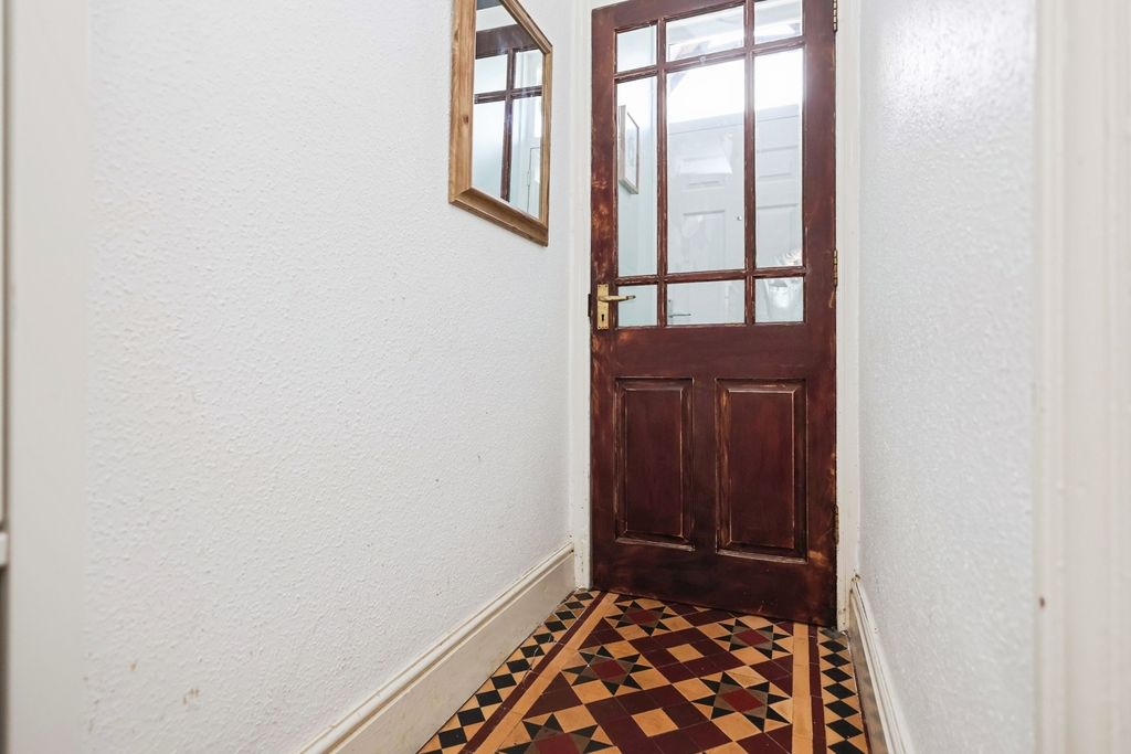 Property photo 2 of 16 Photo