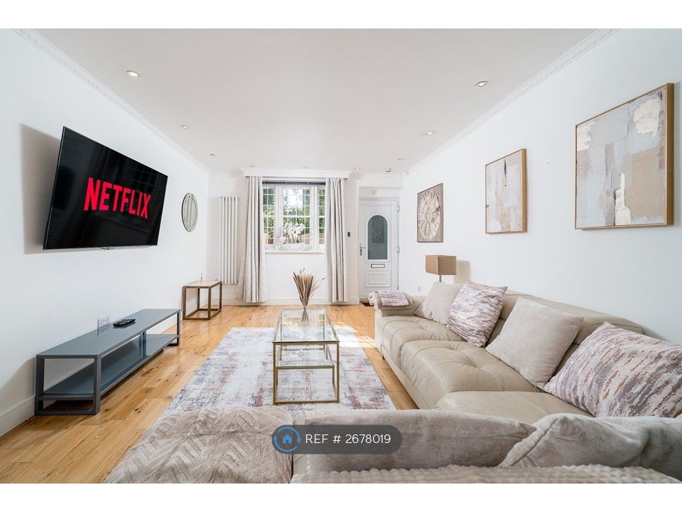 Property photo 2 of 35