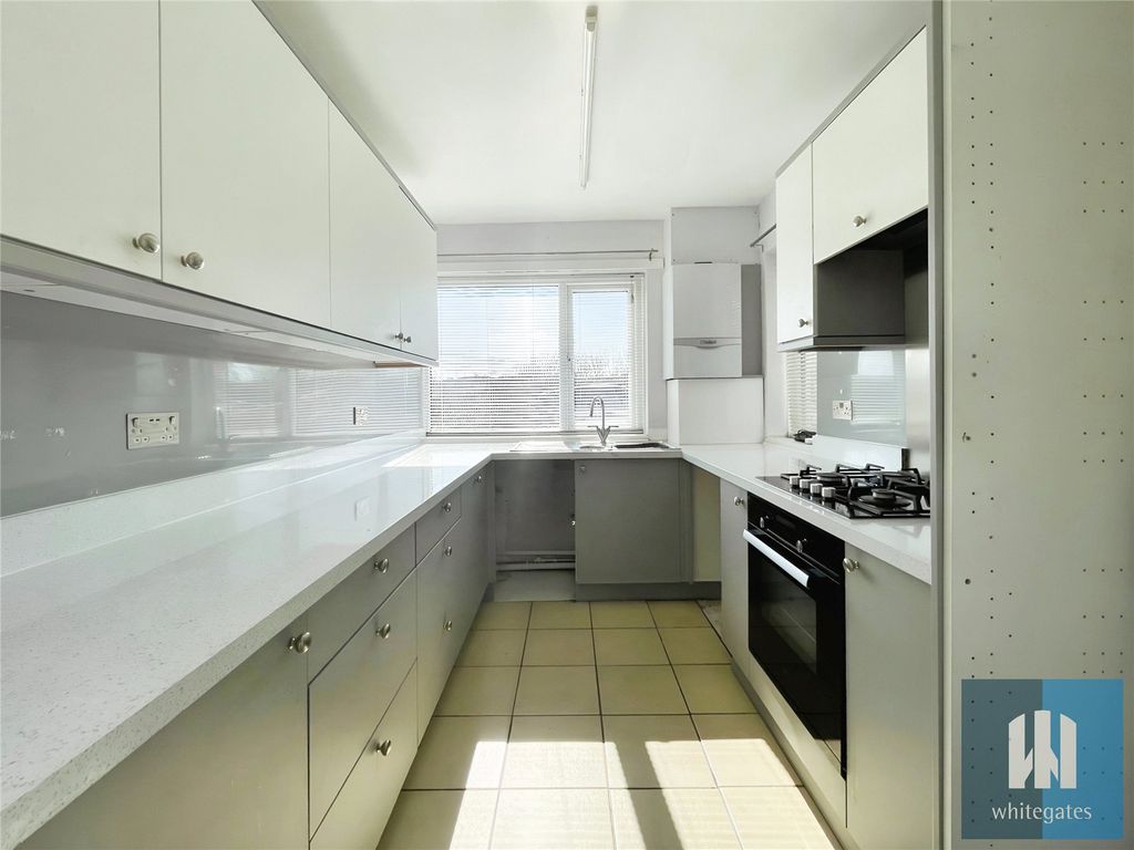 Property photo 2 of 15 Picture No. 02