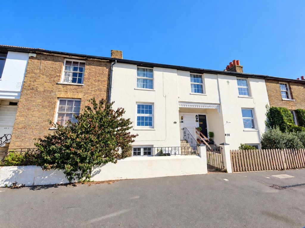 Property photo 1 of 10 5594860
