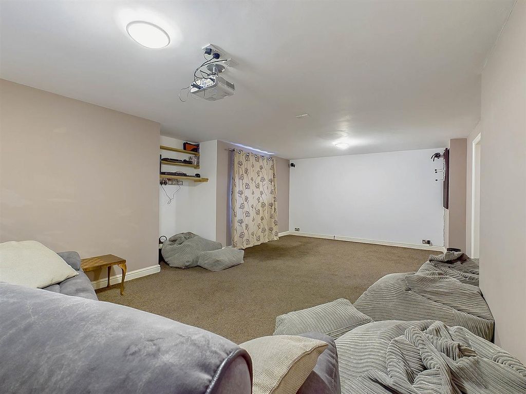 Additional image 11 of 6 bed detached house for saleNewtown Road, Malvern WR14
