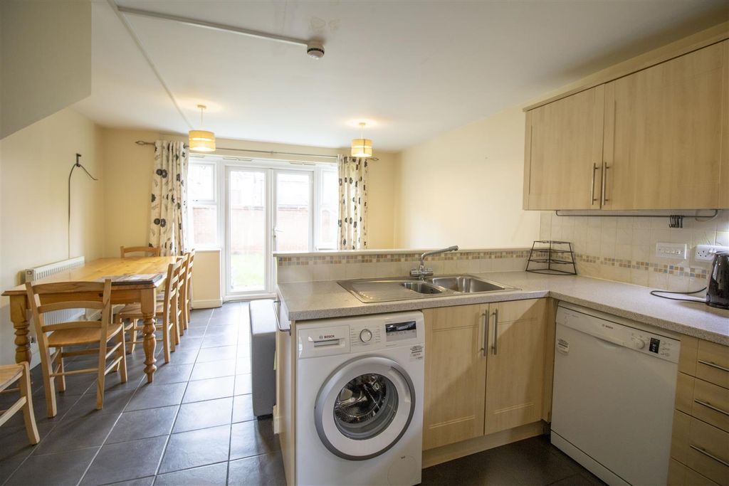 Property photo 2 of 14 2.Jpg