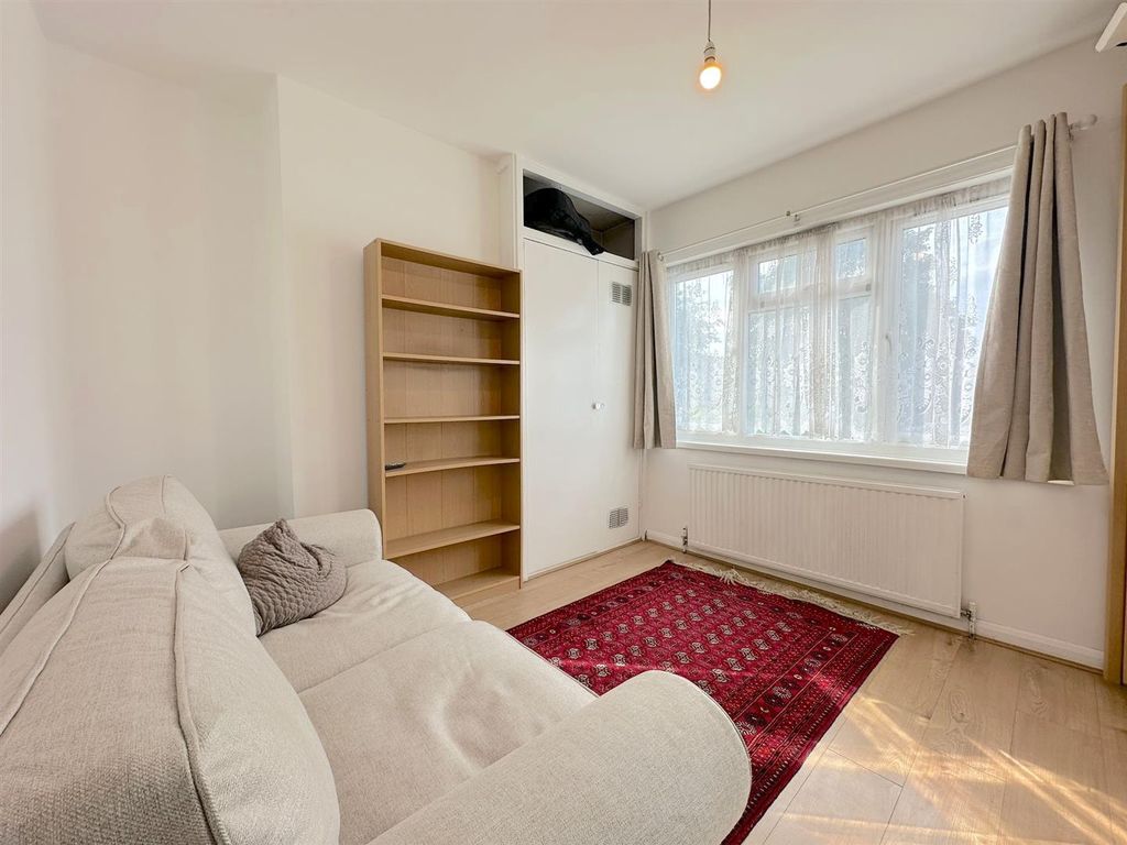 Property photo 1 of 5 10997331-c300-42d0-978F-84d1930Fef5F.Jpg