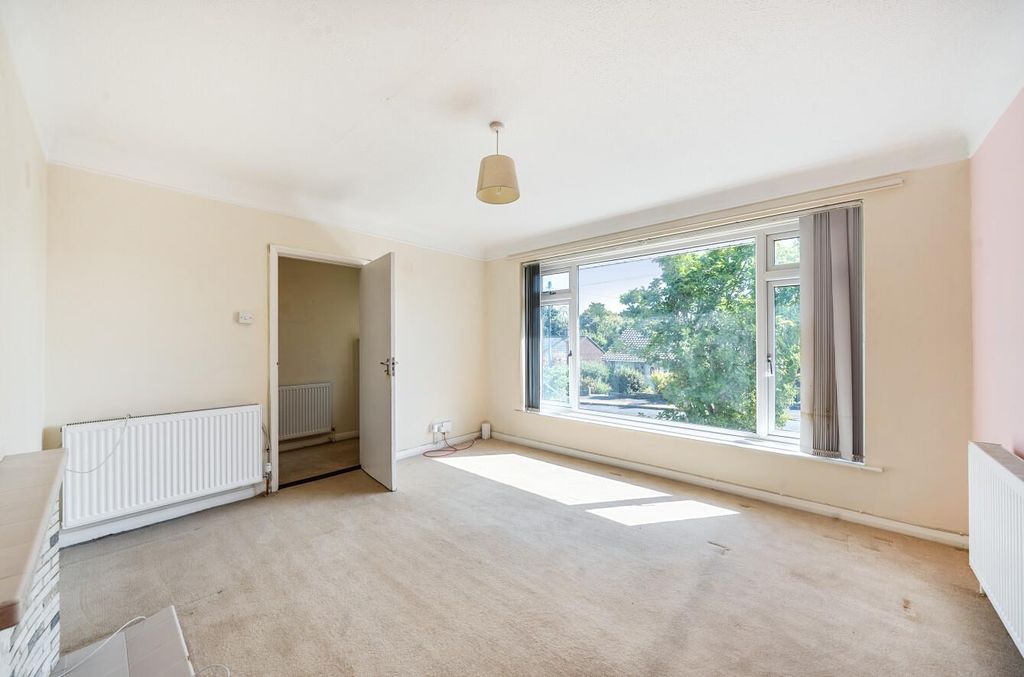 Property photo 3 of 18 Verona Road 30 (19).Jpg