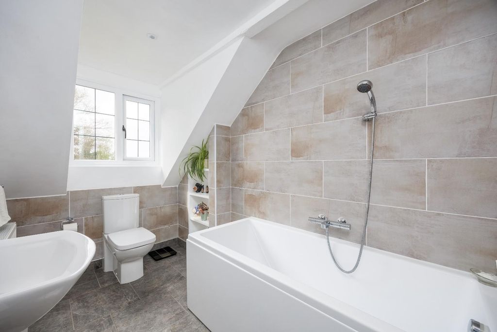 Additional image 10 of 5 bed detached house for saleNewick Lane, Heathfield TN21